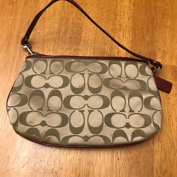 Coach Wristlet - Picture 4 of 4